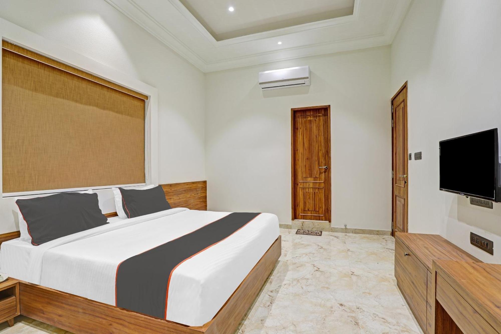 Ratna Vilas Palace Rajkot Buitenkant foto